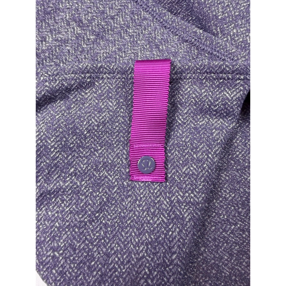 lululemon athletica Purple and Magenta Wrap Scarf - Picture 4 of 4